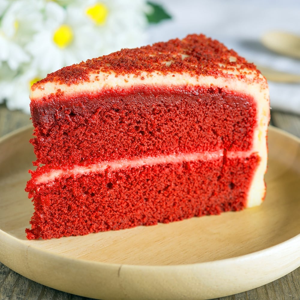 Bright red cake recipe (or any color) great for carving | Sugar Geek Show