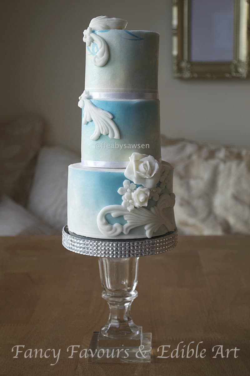 sky-blue-bas-relief-mini-tiered-cake-white-elegant-21-1