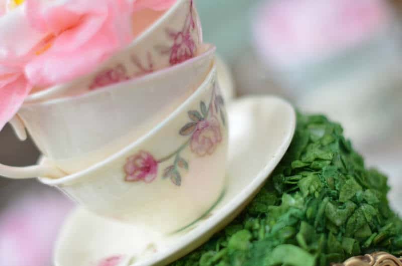 Alice in Wonderland Cake