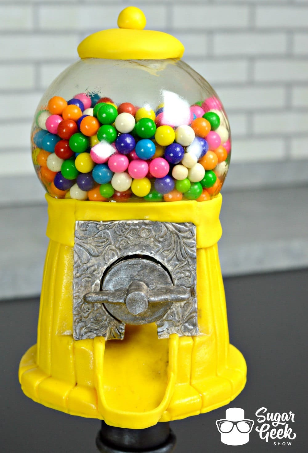 Working Gumball Machine Cake Edible Glass Globe