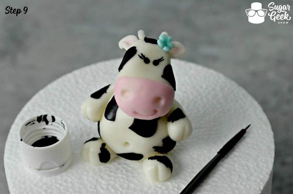 Fondant Cow Topper Tutorial