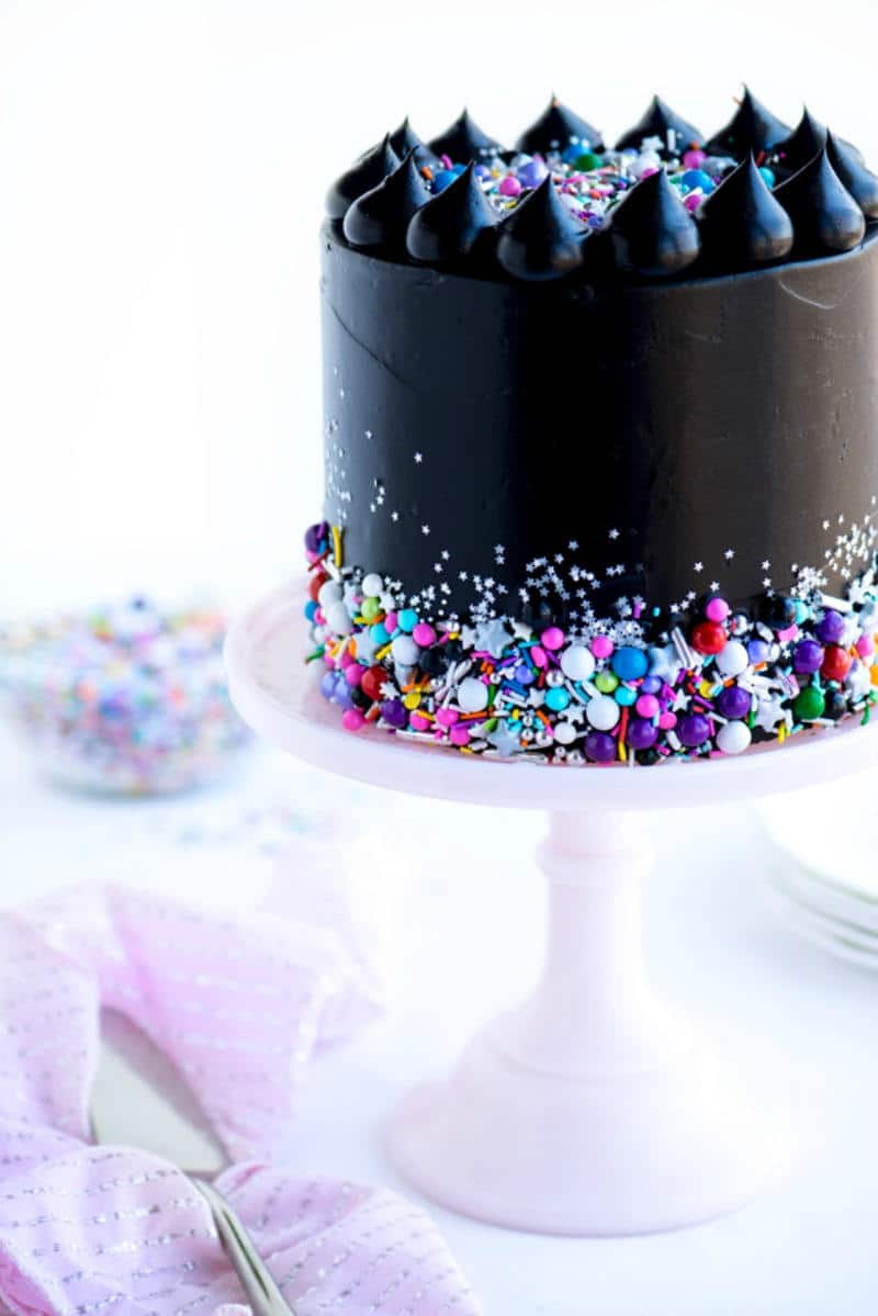 Black Glamrock Cake