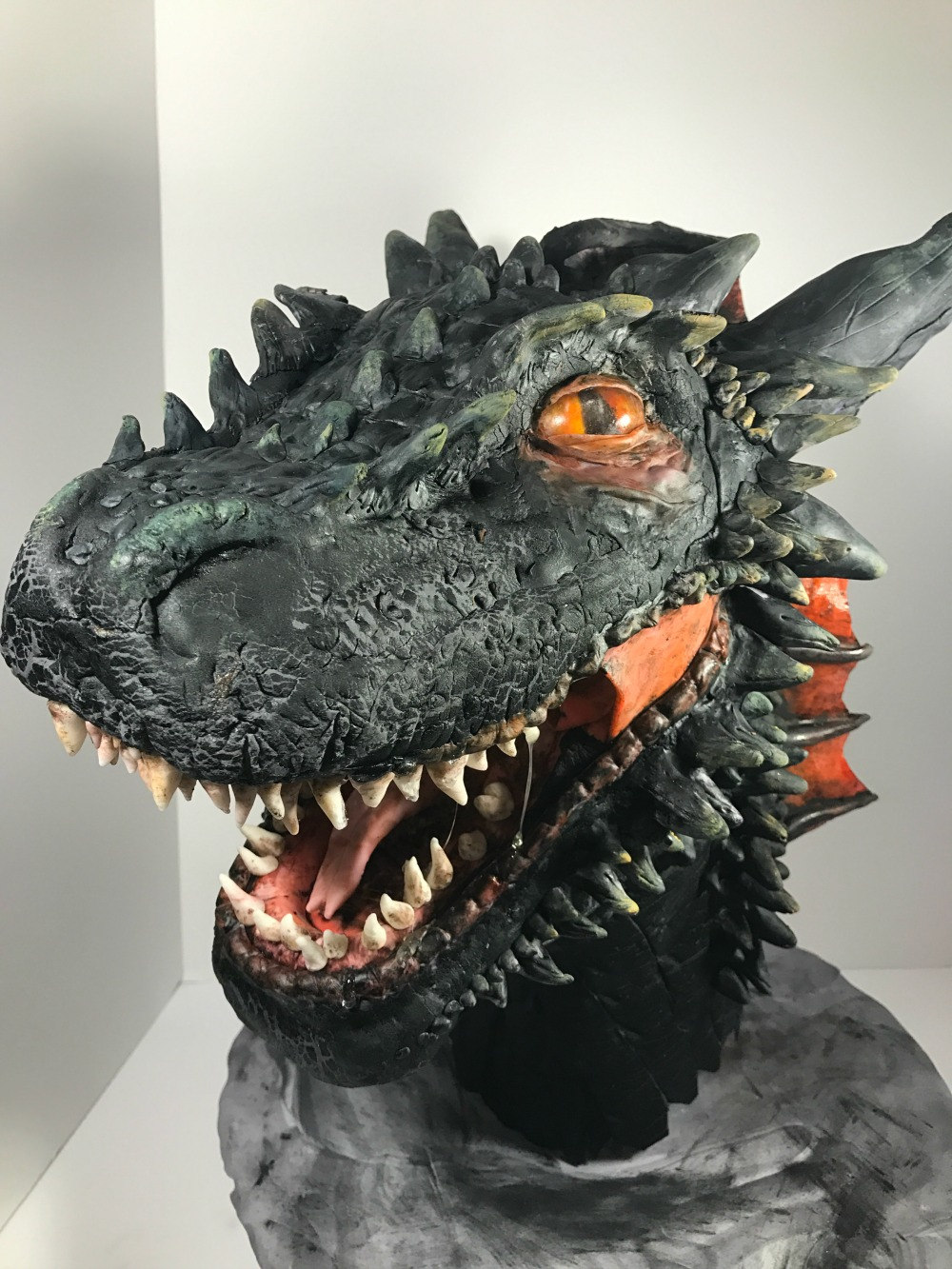 Dragon Cake Crackle Skin