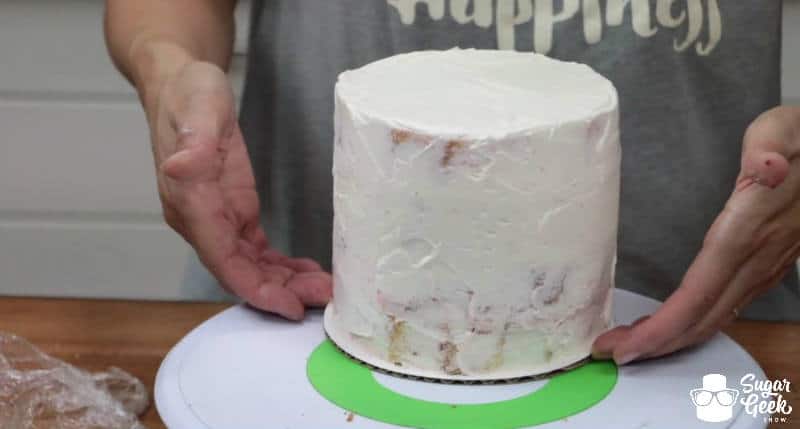 How to fill and crumb coat a cake