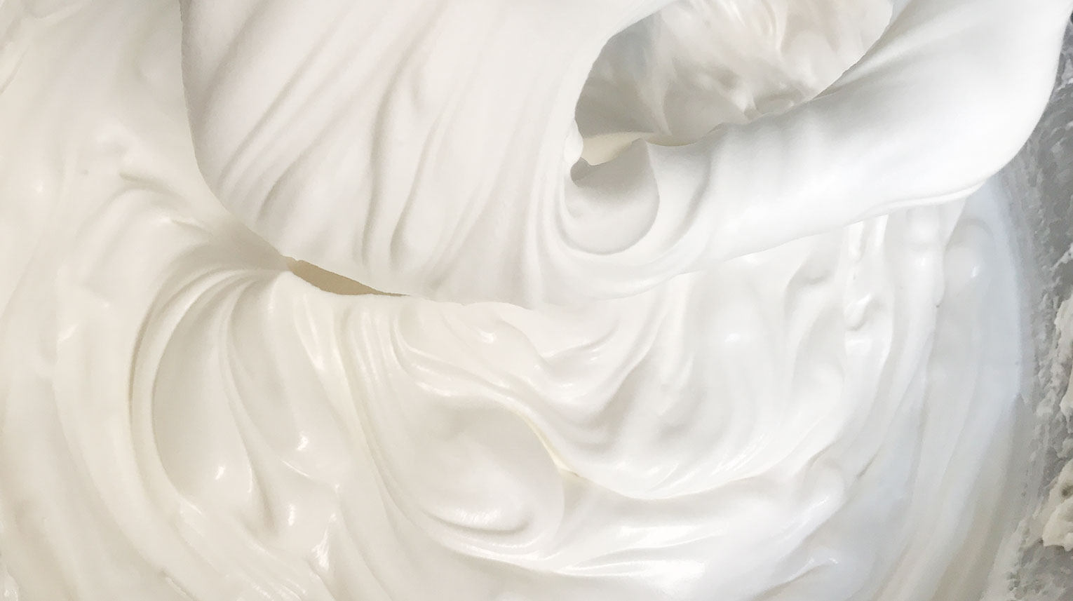 airless space buttercream