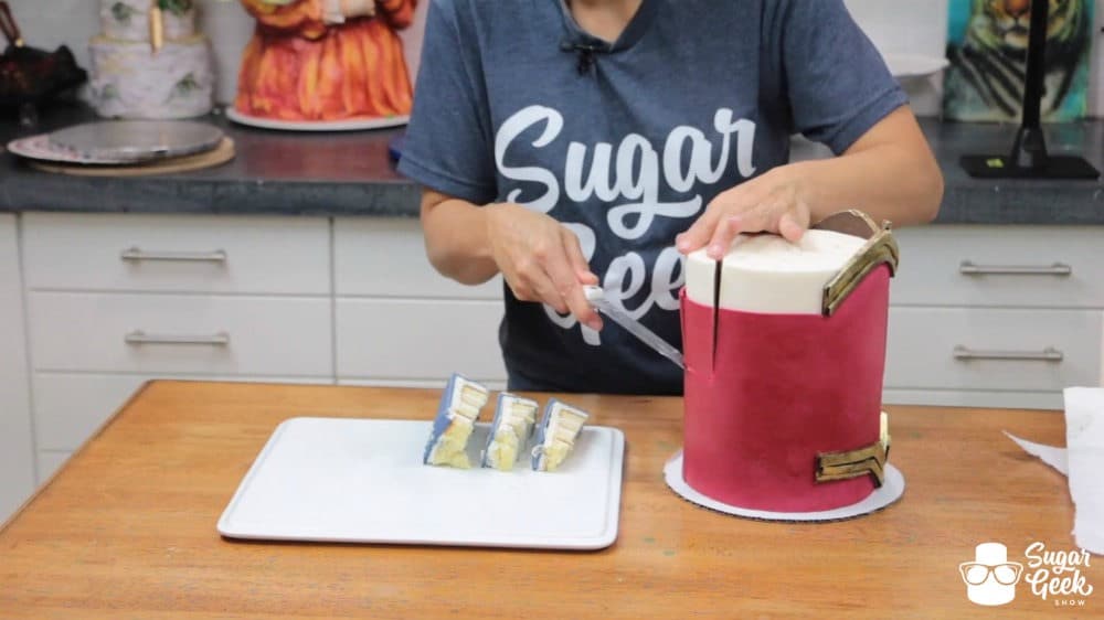 Cake Decorating Basics: Stacking Cakes With Straws – Sugar Geek Show