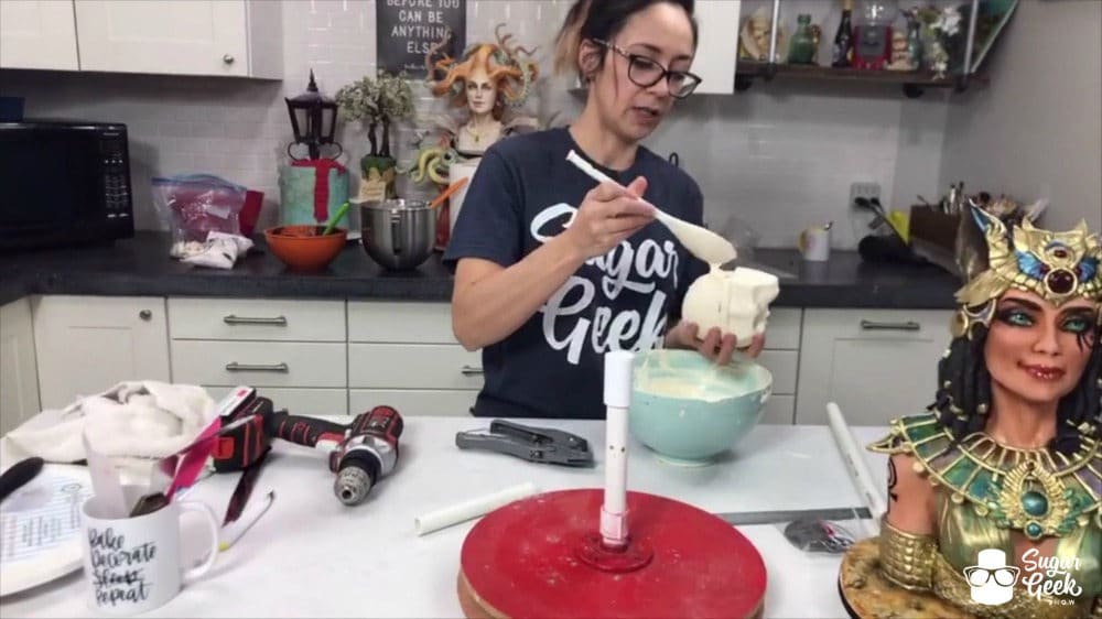 How to use a chocolate skull mold for bust cakes