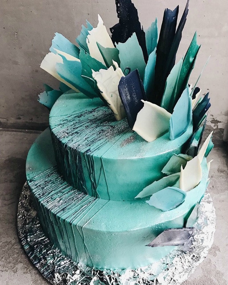 Brush stroke cake 