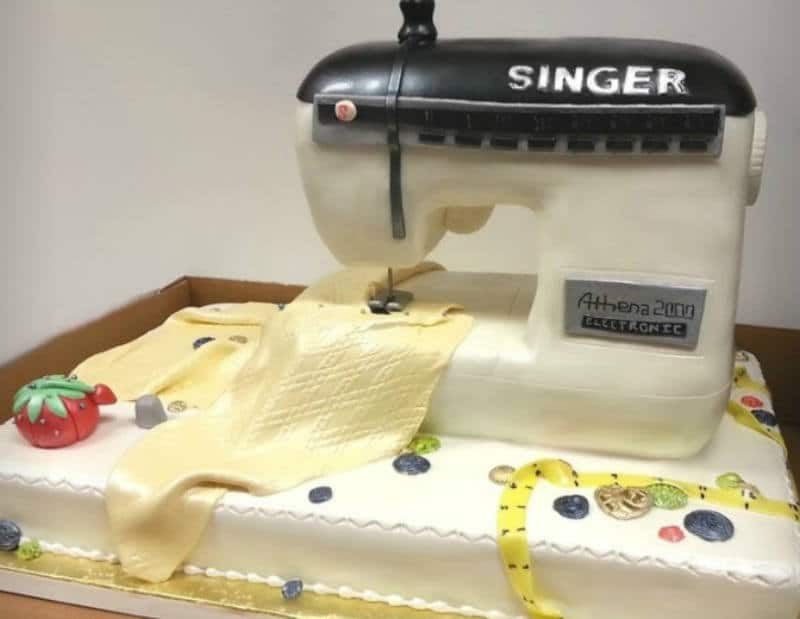 singer sewing machine cake