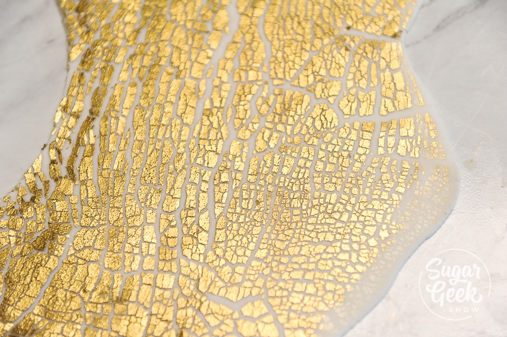 gold crackled fondant