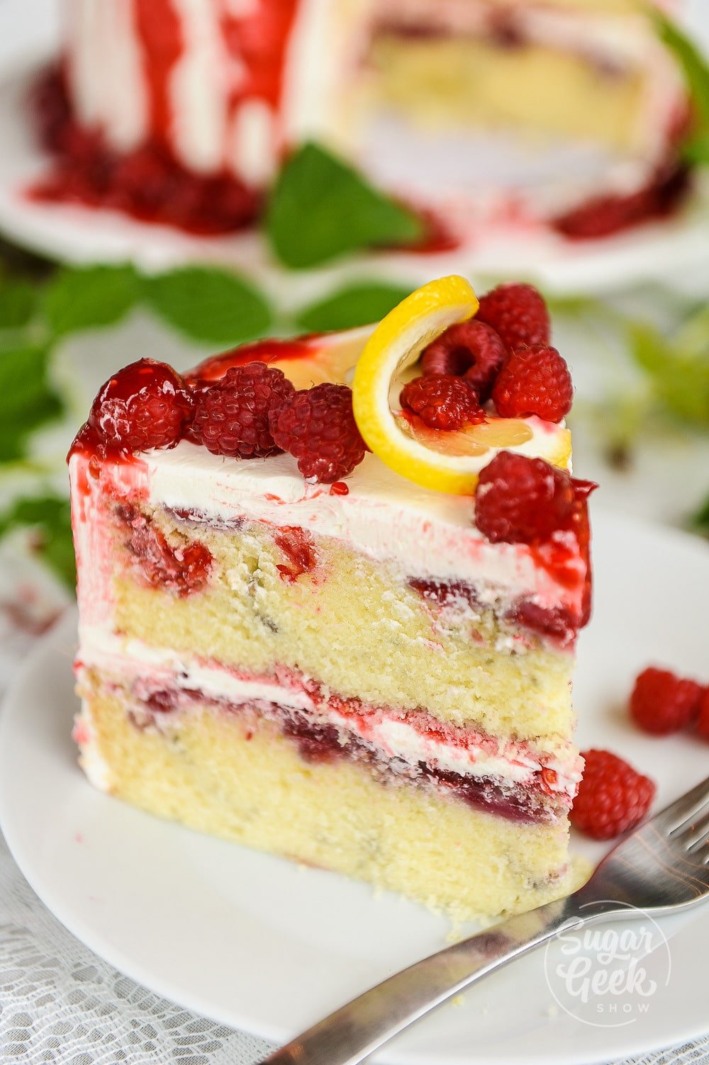 lemon cake with raspberry filling