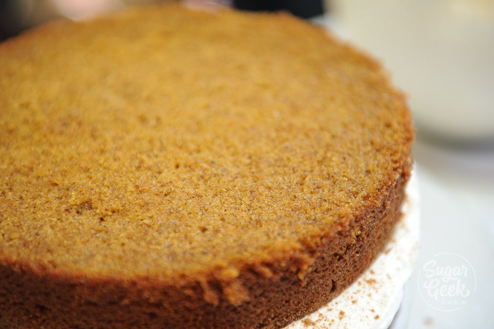 https://sugargeekshow.com/wp-content/uploads/2018/09/pumpkin-spice-cake-13-of-101-2.jpg