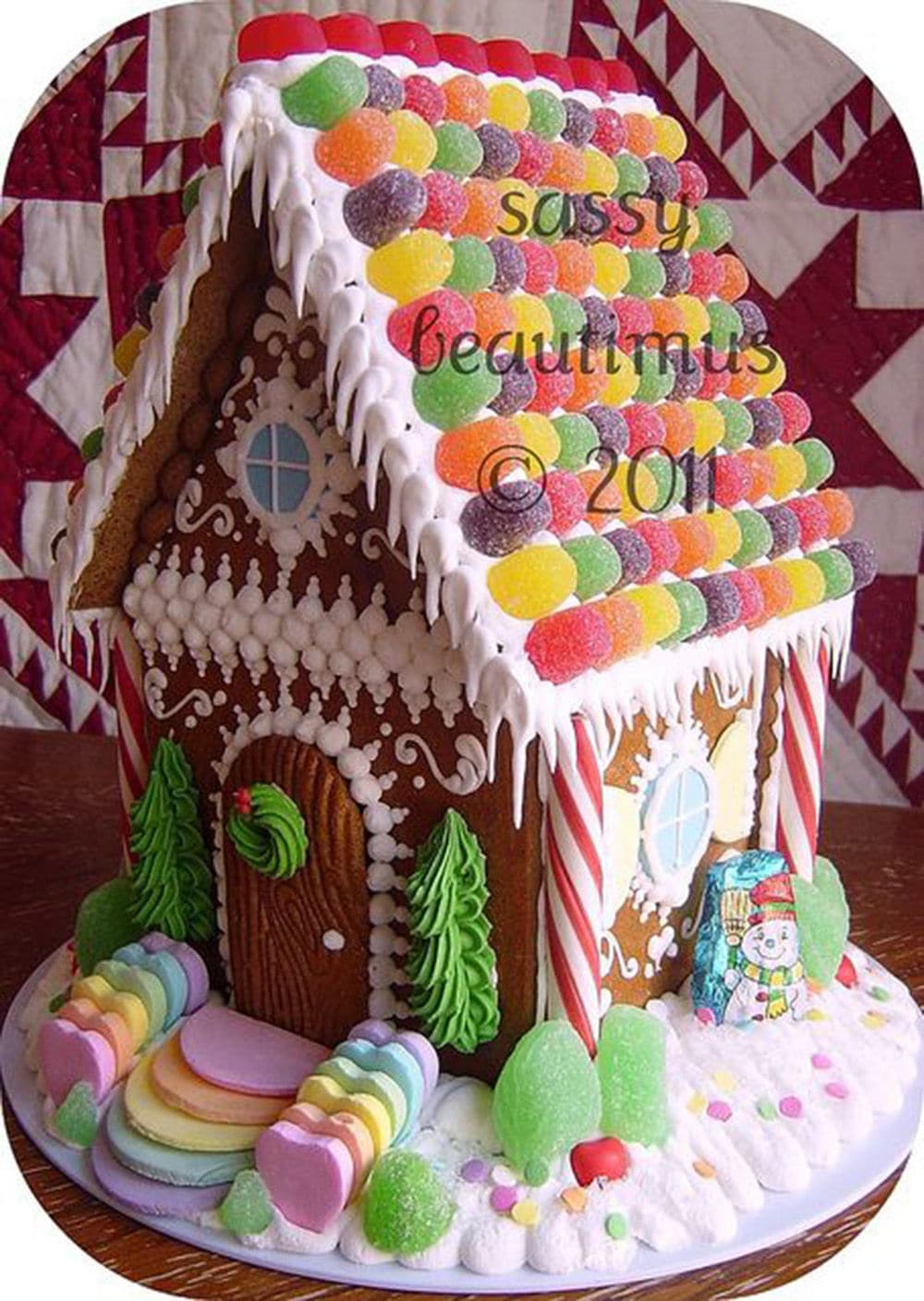 Cute Gingerbread House 