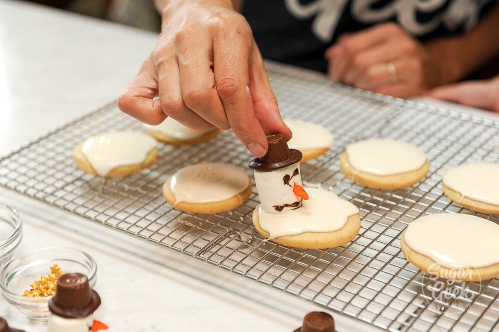 how to make melted snowman cookies