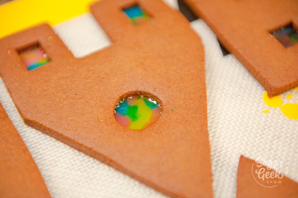 how to make gingerbread house windows