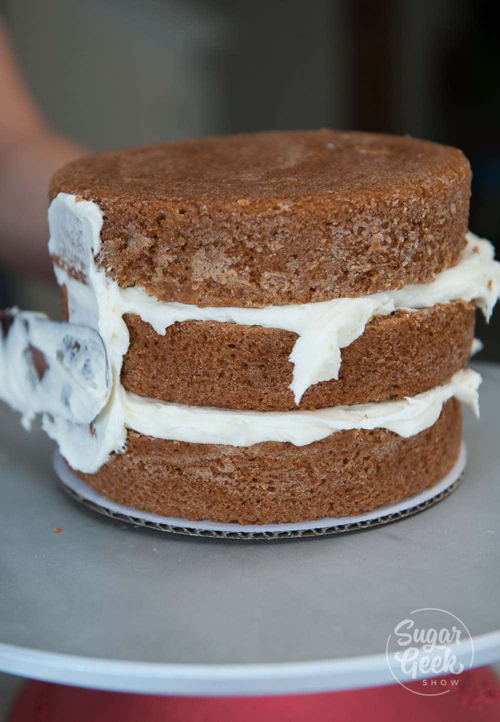 frosting an applesauce cake