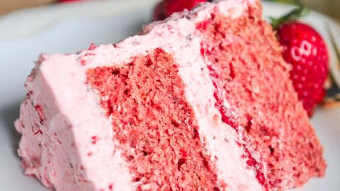 Fresh Strawberry Cake With Strawberry Buttercream Recipe