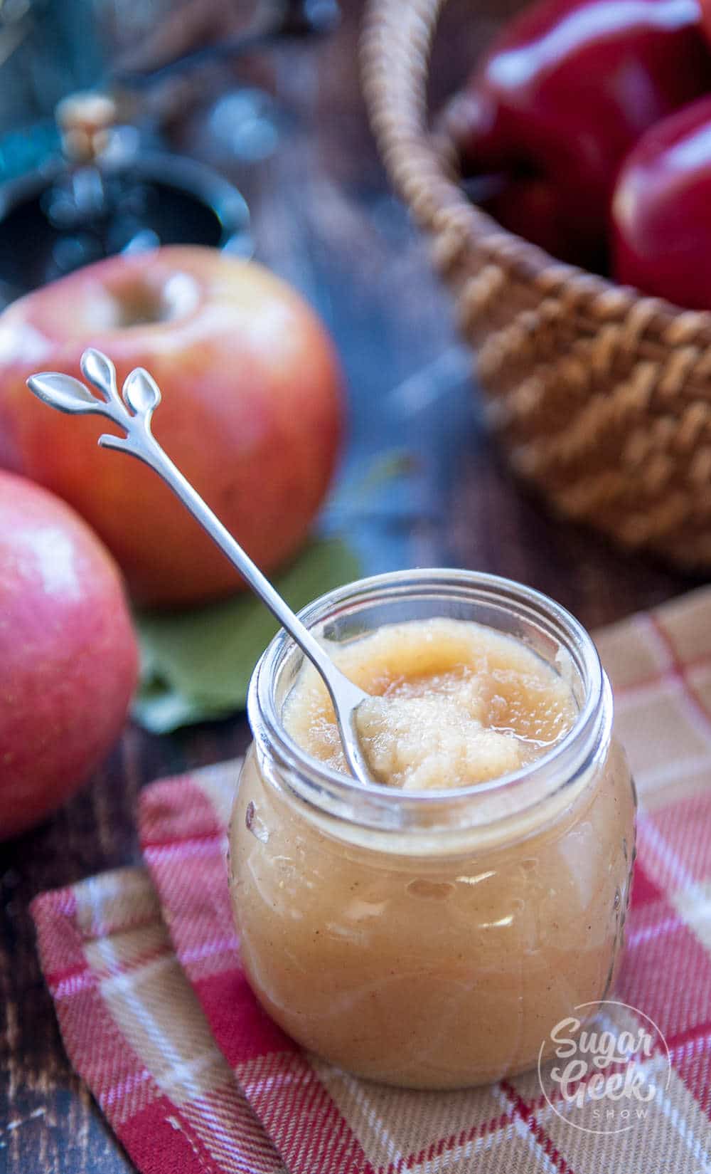 how to make homemade applesauce