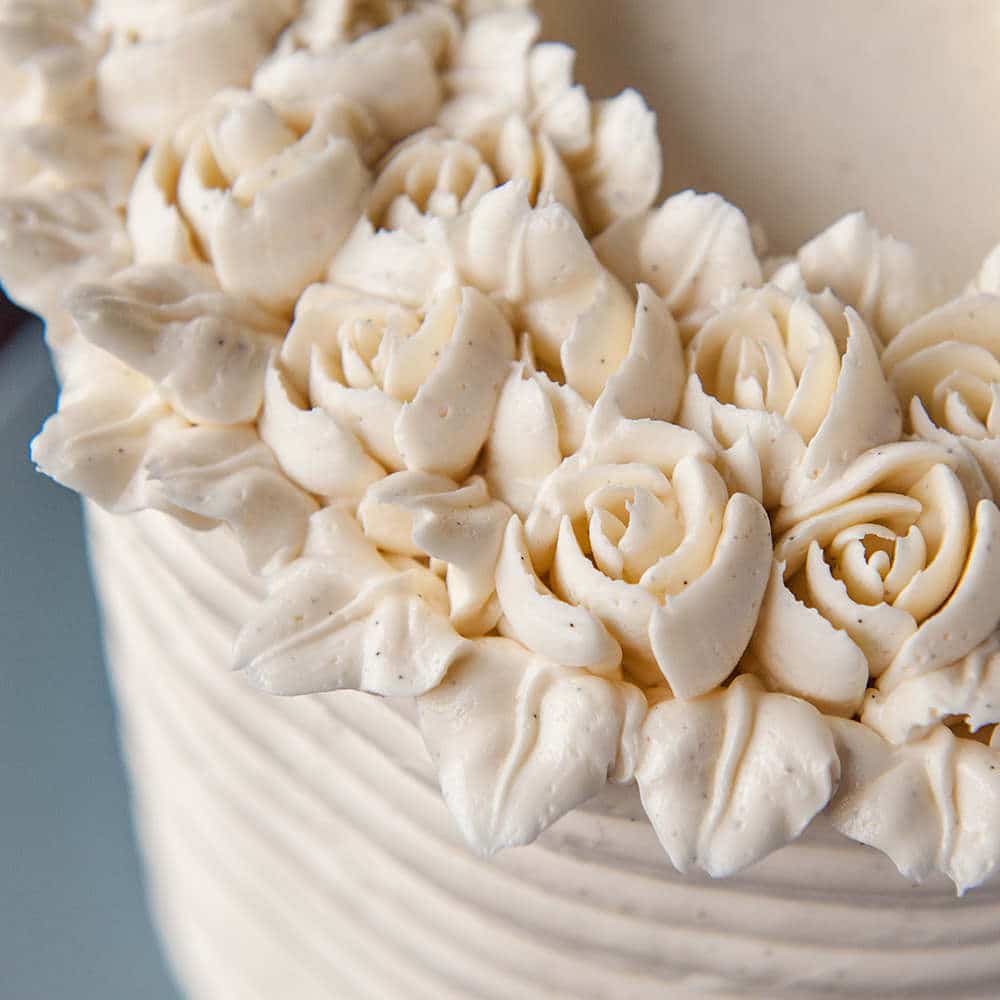 vanilla bean buttercream flowers