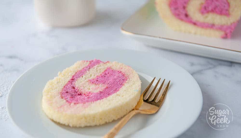 vanilla roll cake with strawberry filling