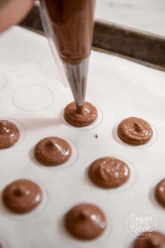 Chocolate Macaron Recipe For Beginners – Sugar Geek Show