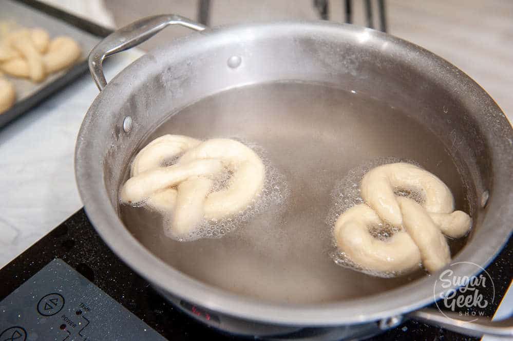 Easy Soft Pretzel Recipe With Mustard Sauce Sugar Geek Show 0756