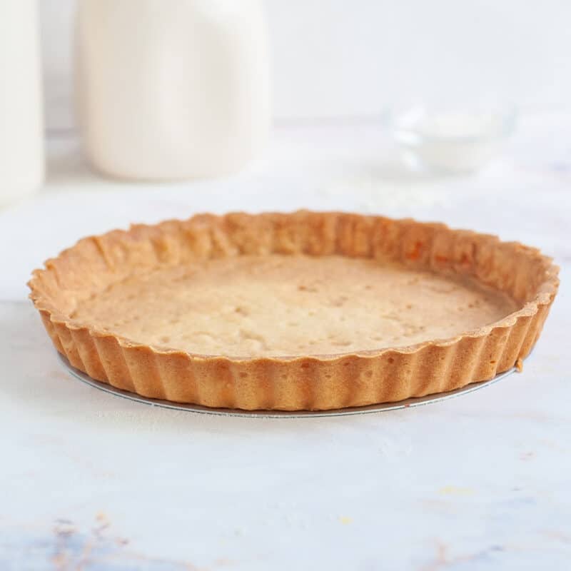 baked empty tart crust