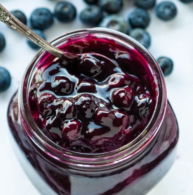 Homemade Blueberry Pie Filling – Sugar Geek Show