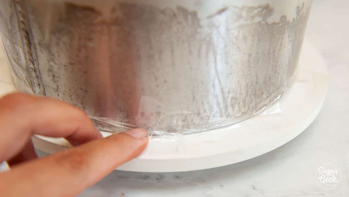 cake ring with a layer of acetate inside