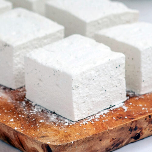 Pour marshmallow into silicone mold  Recipes with marshmallows, Homemade  marshmallow recipe, Homemade marshmallows