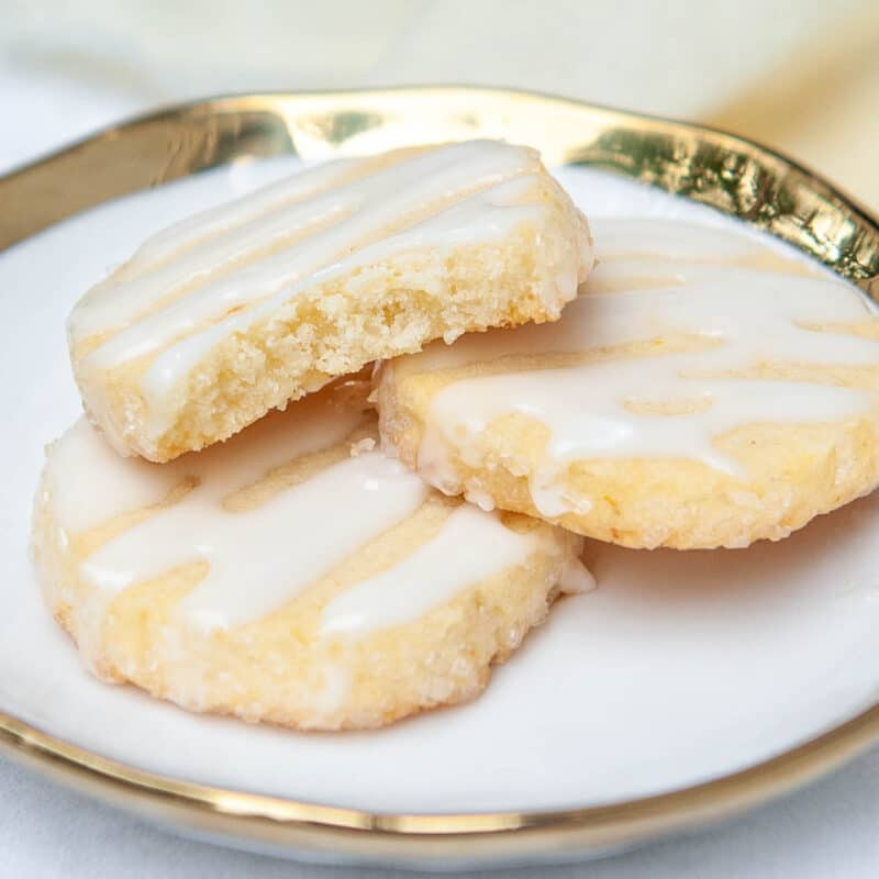 Classic Lemon Shortbread Cookie Recipe With Lemon Glaze – Sugar Geek Show