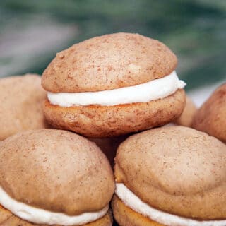 closeup of chai whoopie pie