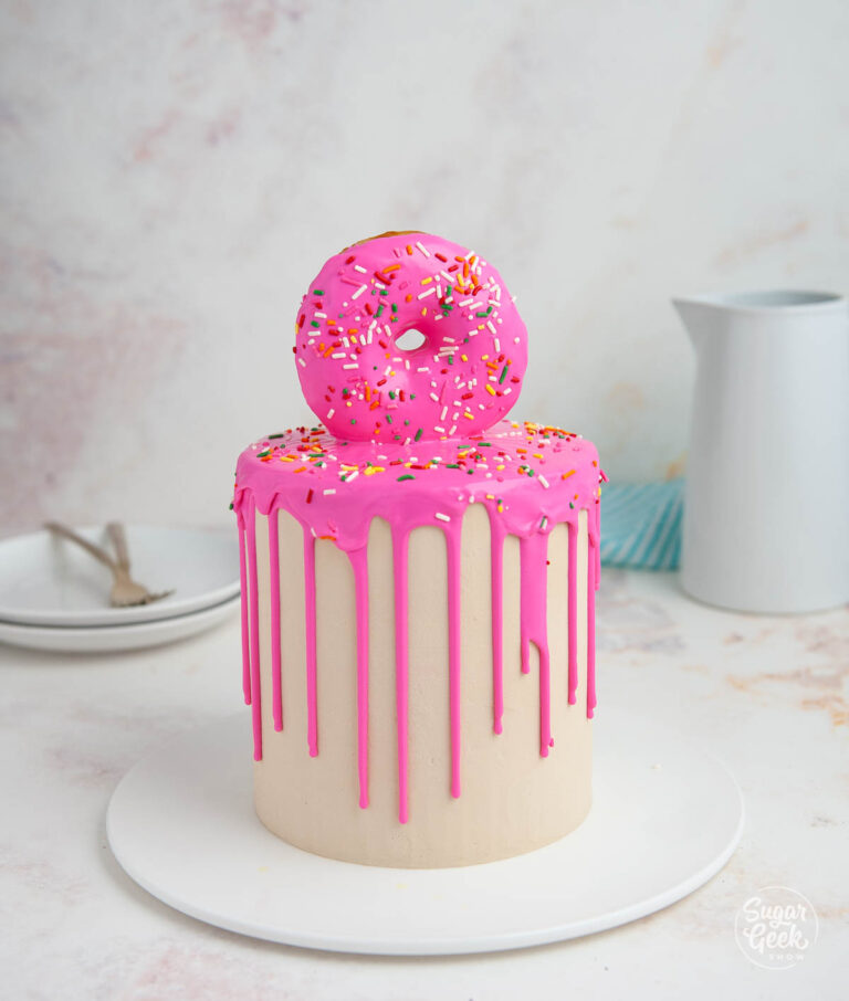 Donut cake with maple buttercream – Sugar Geek Show