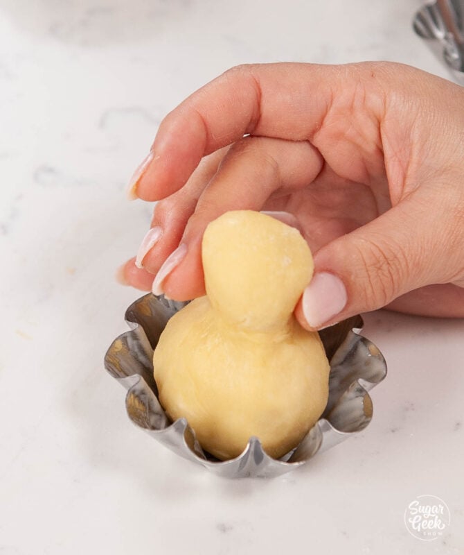 French Brioche à Tête.