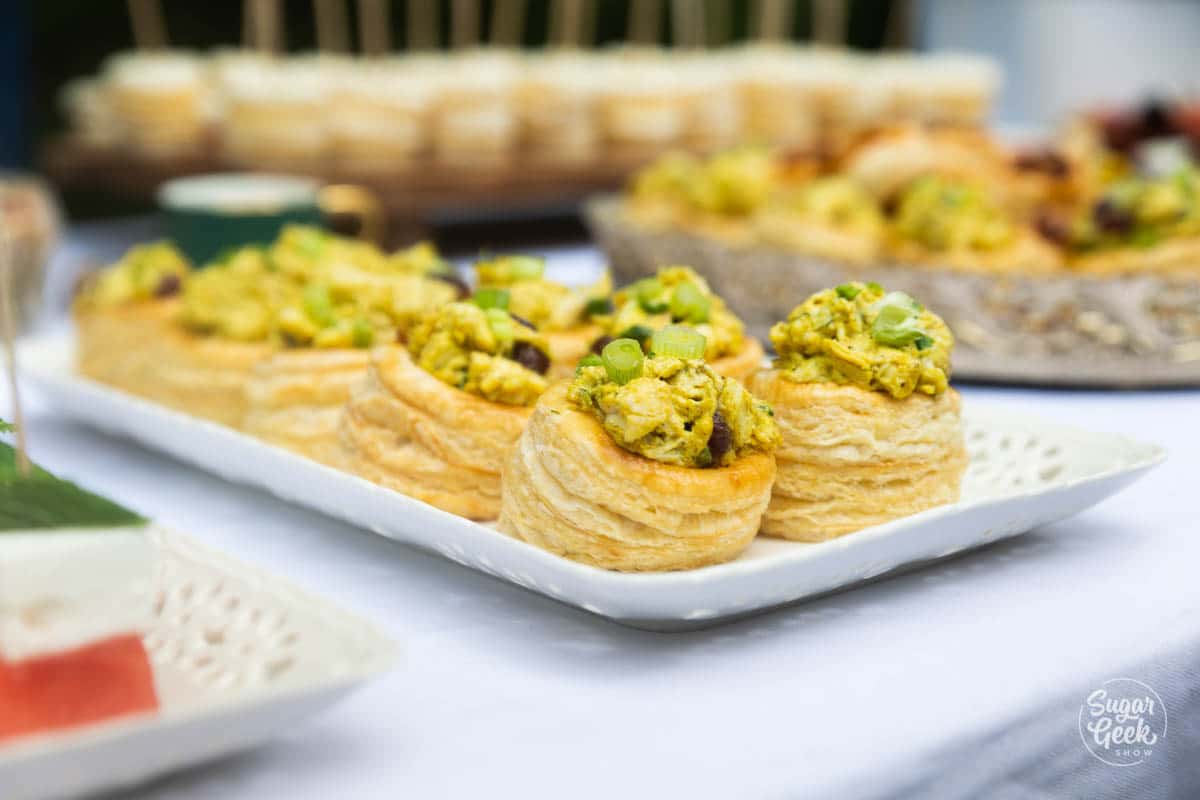 chicken curry puff pastry appetizers