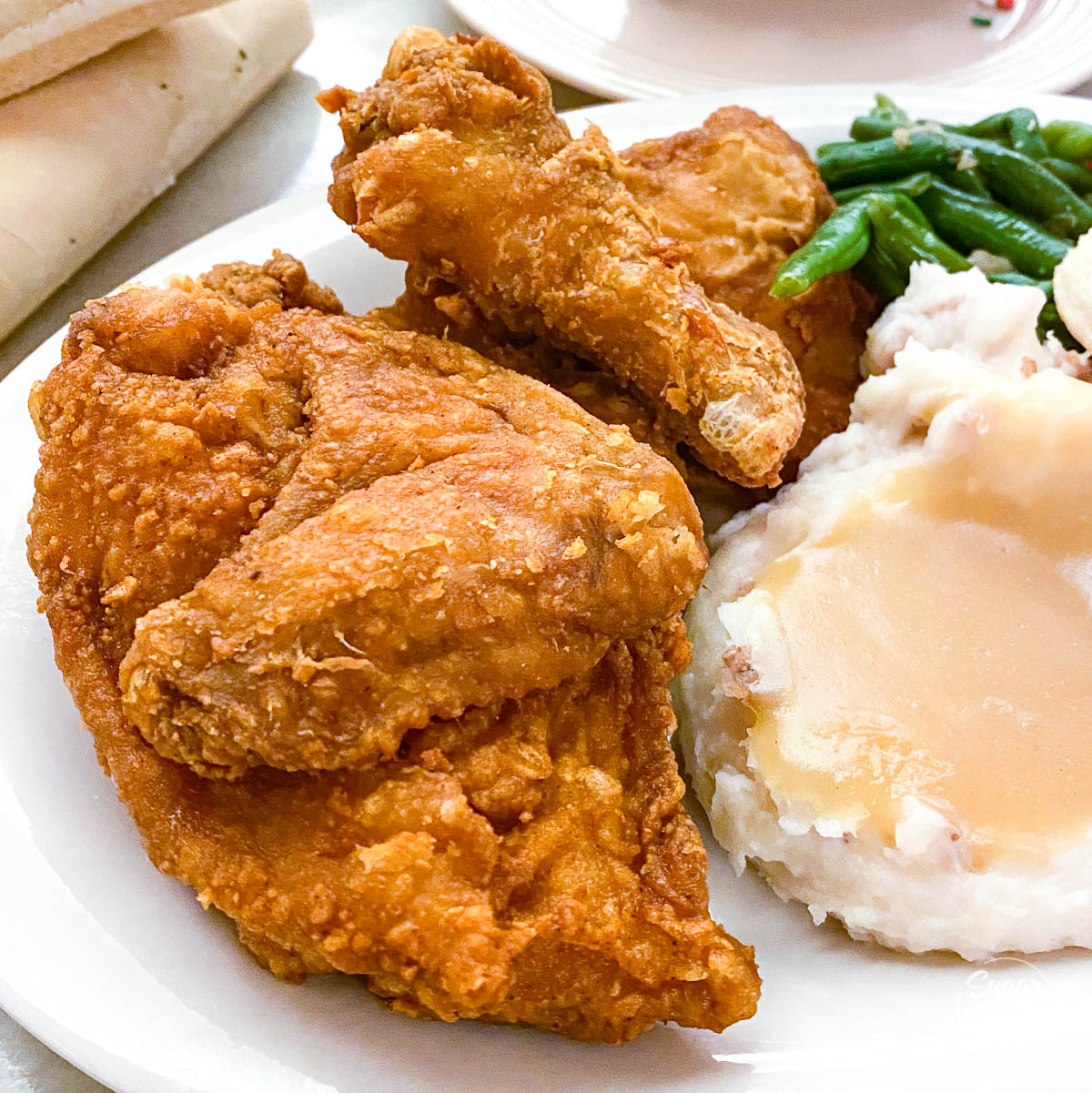 close up of fried chicken at plaza inn