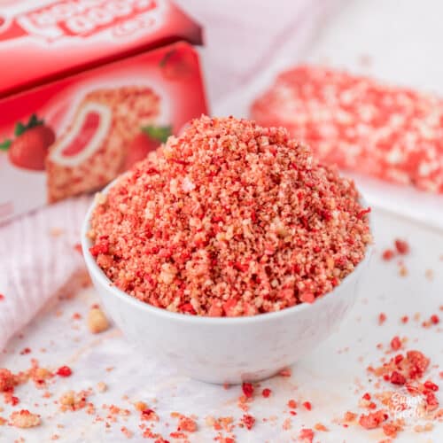 How to Make Easy Strawberry Crunch Topping – Sugar Geek Show