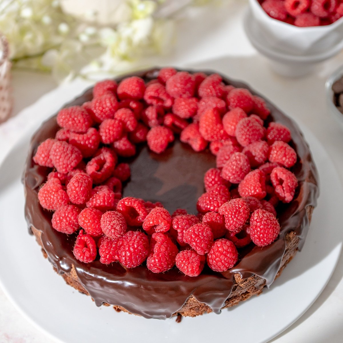flourless chocolate cake with fresh raspberries